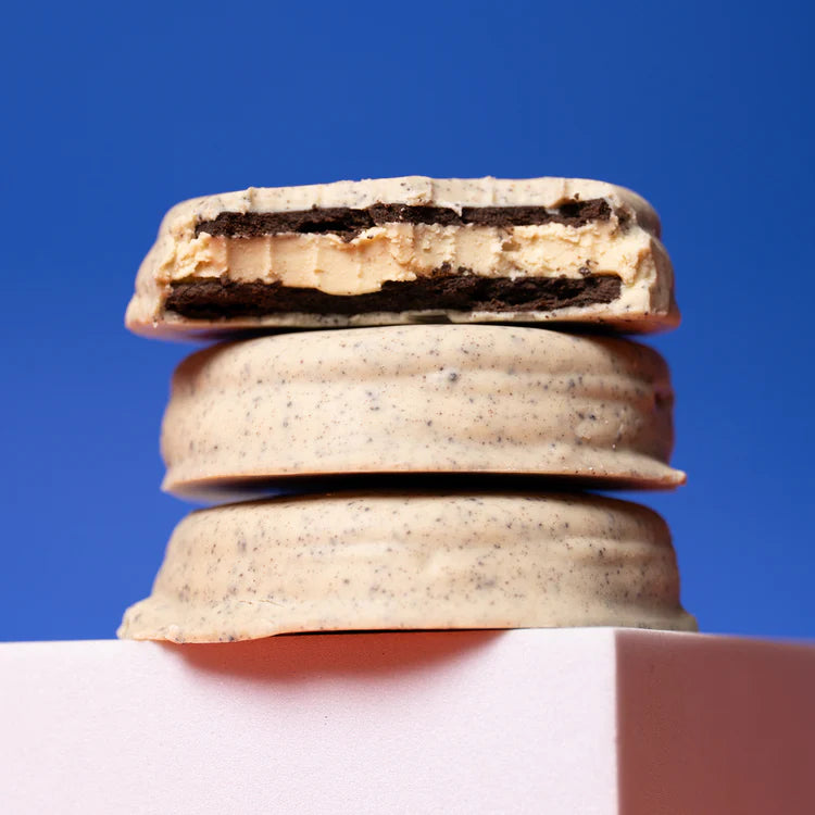 Hangryboy Protein Cookie 12 Pack Cookies and Cream Portada